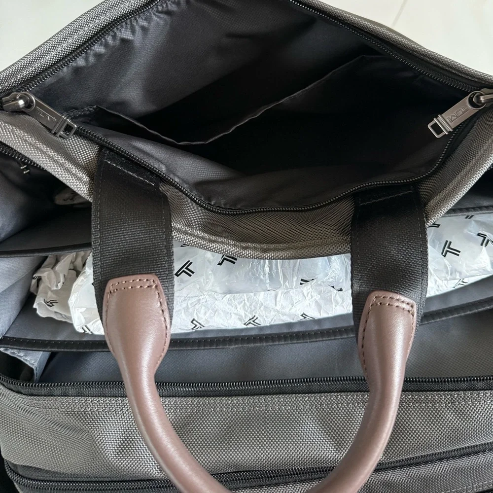 Tumi Briefcase Bag Expandable luggage Gray and Brown NWT